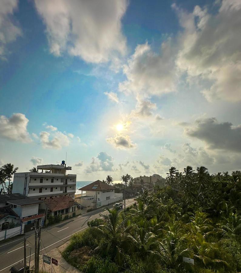Sunset Sands Hikkaduwa Exteriör bild